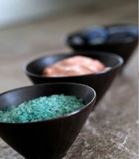 Body scrubs service at Panda Massage